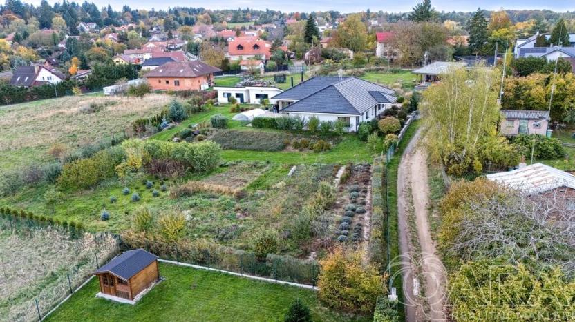 Prodej pozemku pro bydlení, Kamenice, 1421 m2