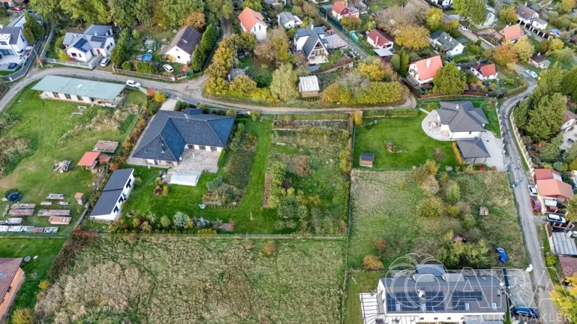 Prodej pozemku pro bydlení, Kamenice, 1421 m2