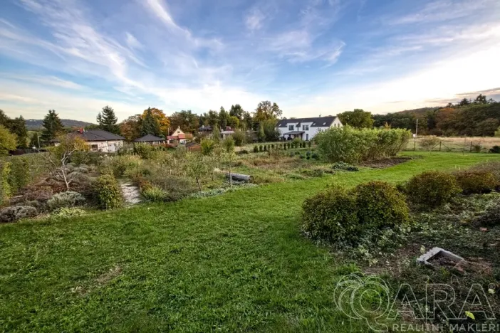 Prodej pozemku pro bydlení, Kamenice, 1421 m2