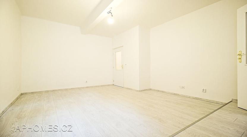 Pronájem bytu 1+1, Praha - Bubeneč, Charlese de Gaulla, 40 m2