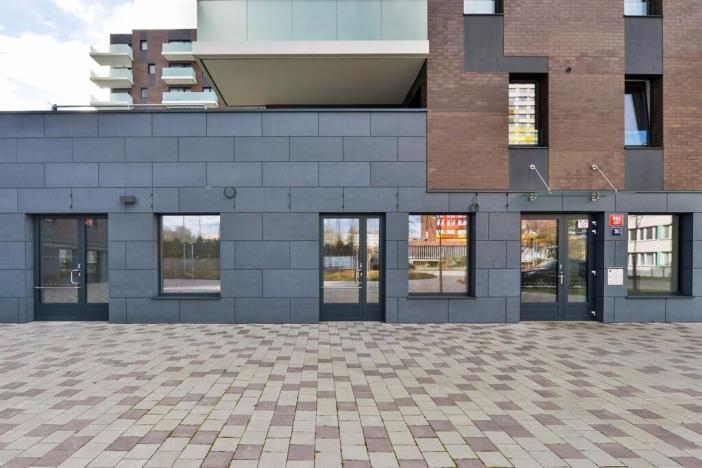 Pronájem garážového stání, Praha, Nekvasilova, 15 m2