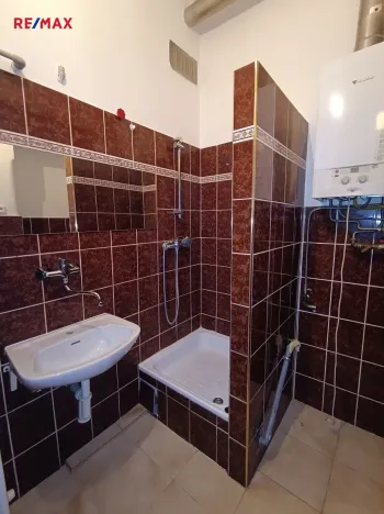 Pronájem bytu 2+kk, Praha - Bubeneč, dr. Zikmunda Wintra, 58 m2