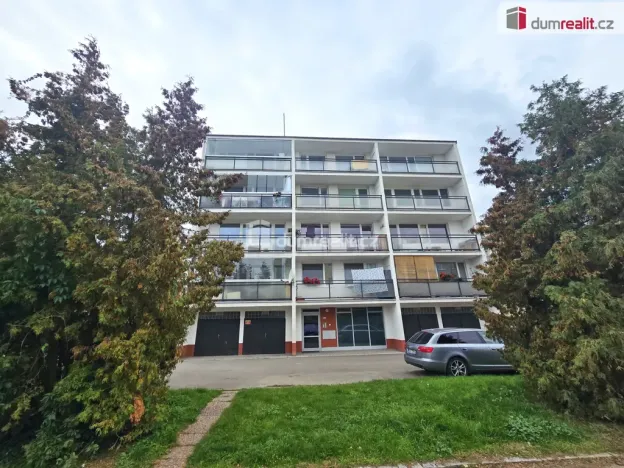 Prodej bytu 3+1, Benešov, Pražského povstání, 65 m2