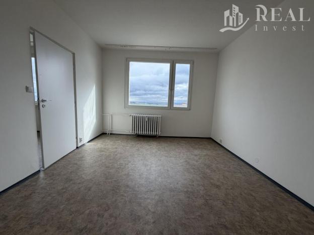 Pronájem bytu 1+1, Chomutov, Holešická, 35 m2