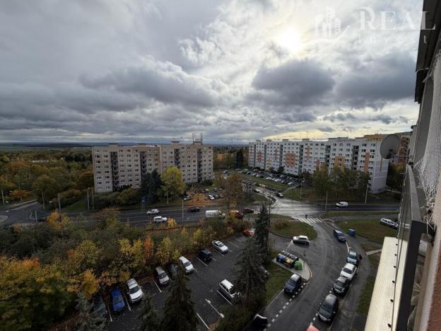 Pronájem bytu 1+1, Chomutov, Holešická, 35 m2