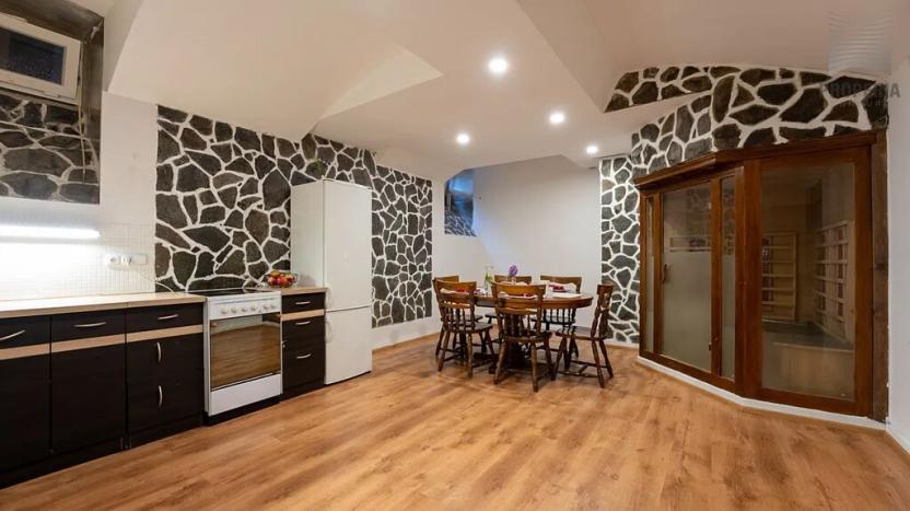 Prodej atypického bytu, Slavkov u Brna, Koláčkovo náměstí, 139 m2