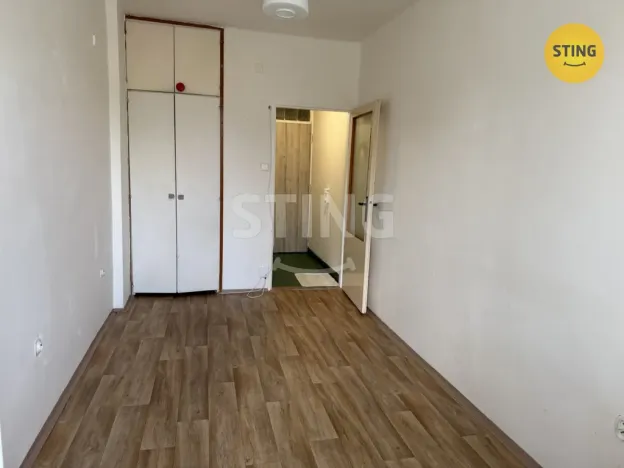 Pronájem bytu 1+kk, Opava, Haškova, 14 m2