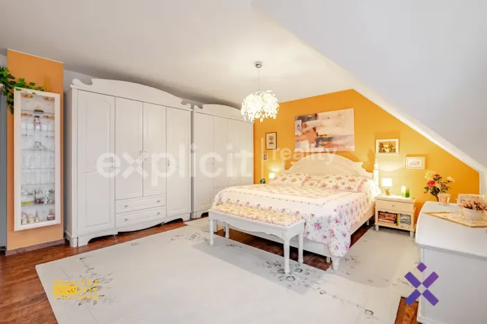 Prodej rodinného domu, Provodov, 234 m2