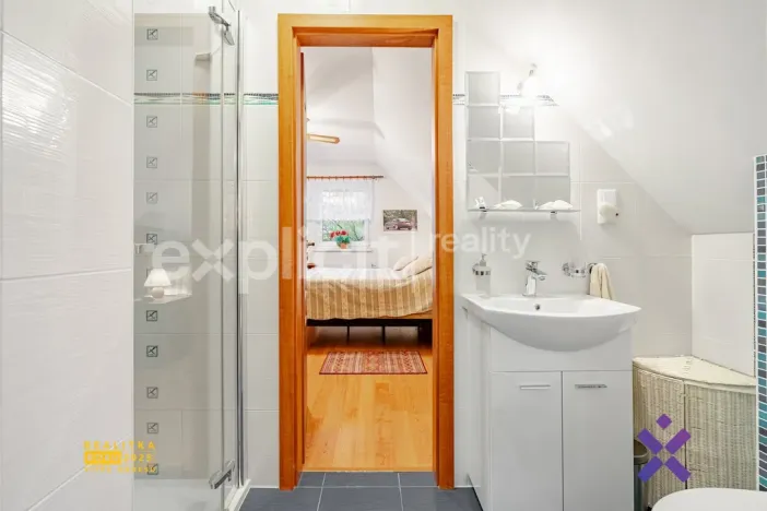 Prodej rodinného domu, Provodov, 234 m2