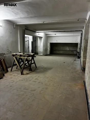 Pronájem skladu, Karlovy Vary, Moravská, 75 m2