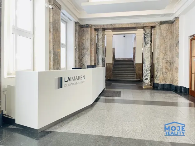 Pronájem kanceláře, Plzeň - Jižní Předměstí, náměstí T. G. Masaryka, 365 m2