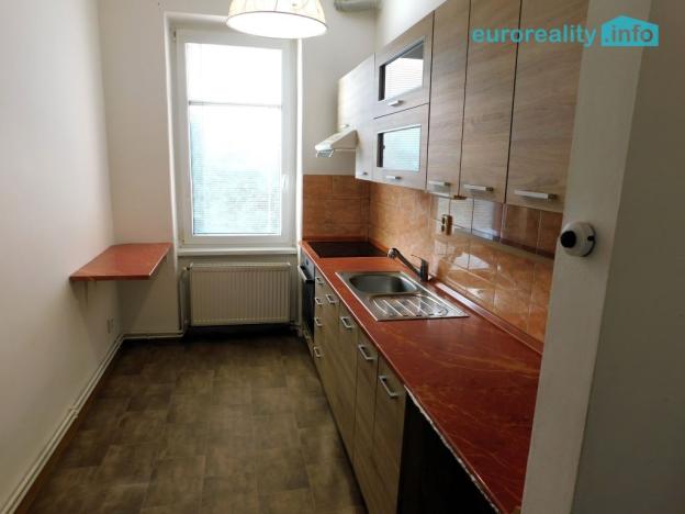 Pronájem bytu 1+1, Děčín, Kamenická, 40 m2