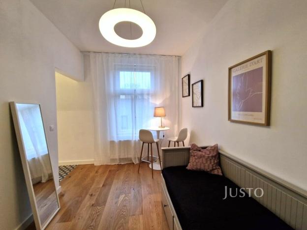 Pronájem bytu 1+kk, Písek - Budějovické Předměstí, Mírové nám., 24 m2