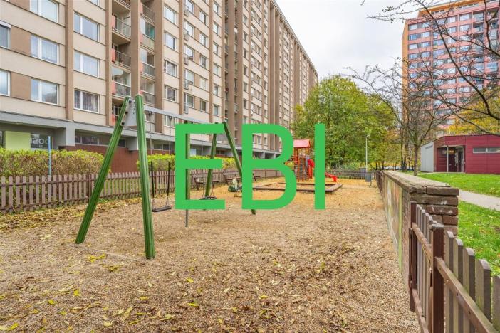 Prodej bytu 3+1, Praha, Hrubého, 65 m2