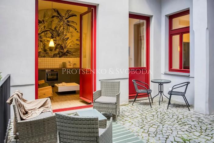 Prodej bytu 2+kk, Praha - Karlín, Prvního pluku, 73 m2