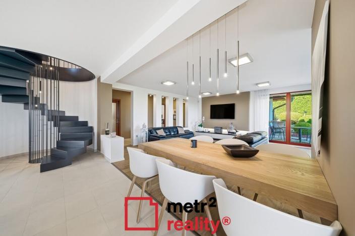 Prodej rodinného domu, Slatinky, 258 m2