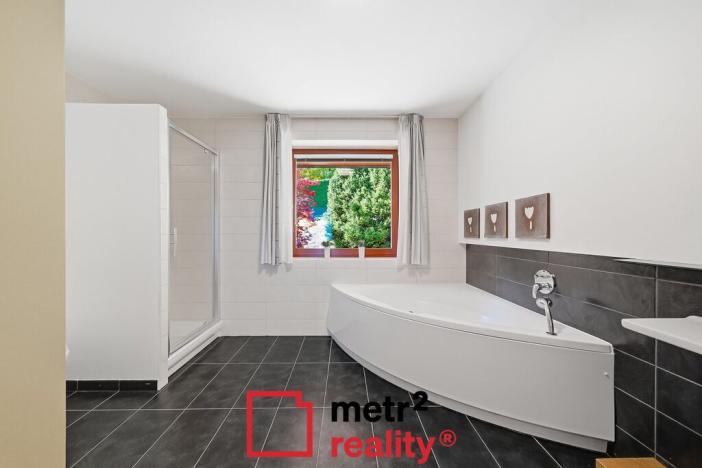 Prodej rodinného domu, Slatinky, 258 m2