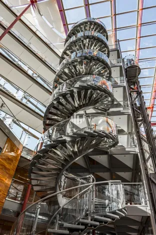 Pronájem kanceláře, Praha - Karlín, Karolinská, 1477 m2