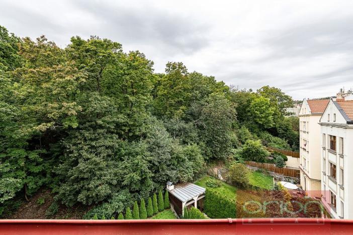 Prodej bytu 2+kk, Praha - Smíchov, Na Zatlance, 53 m2