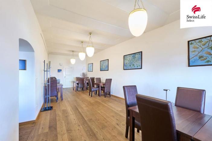 Prodej ubytování, Nové Město nad Metují, Husovo náměstí, 927 m2