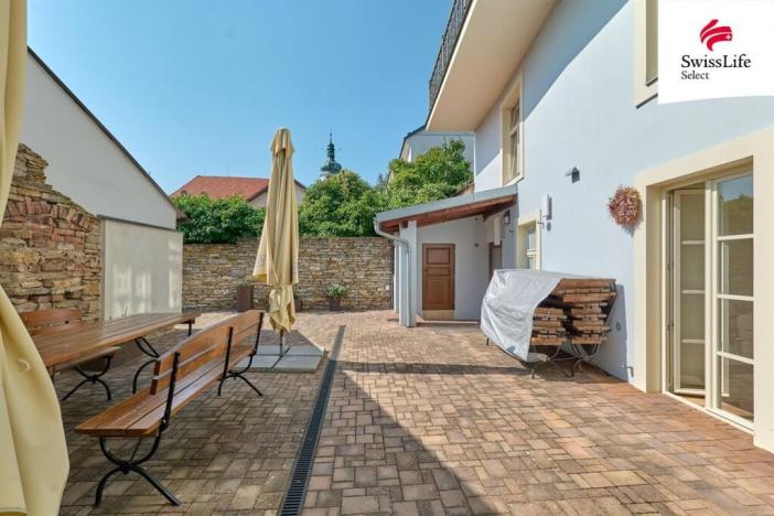 Prodej ubytování, Nové Město nad Metují, Husovo náměstí, 927 m2