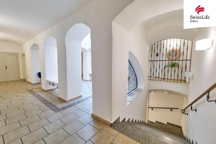 Prodej ubytování, Nové Město nad Metují, Husovo náměstí, 927 m2