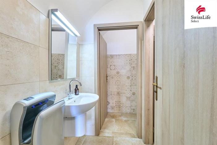 Prodej ubytování, Nové Město nad Metují, Husovo náměstí, 927 m2