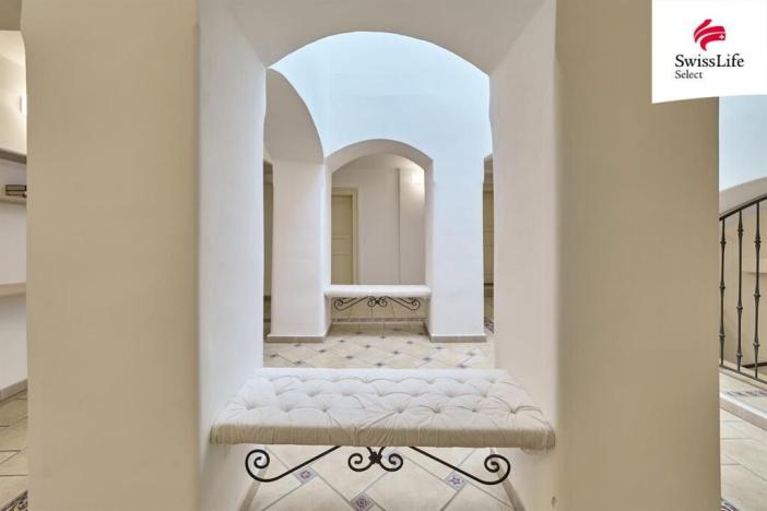 Prodej ubytování, Nové Město nad Metují, Husovo náměstí, 927 m2