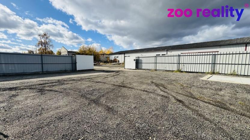 Prodej komerčního pozemku, Lišov, 3904 m2