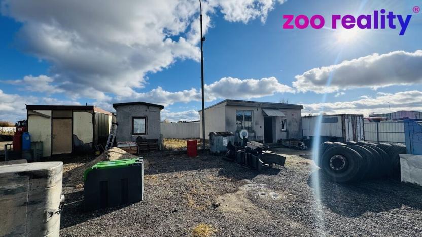 Prodej komerčního pozemku, Lišov, 3904 m2