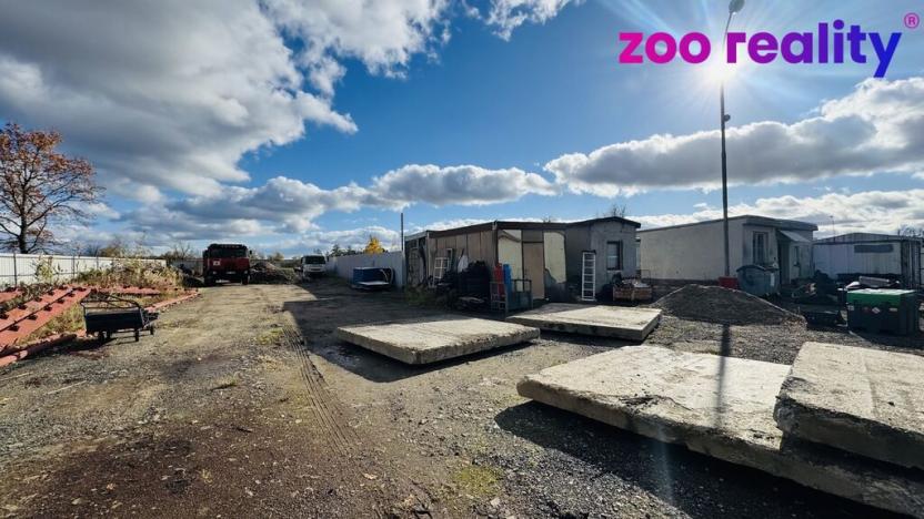 Prodej komerčního pozemku, Lišov, 3904 m2