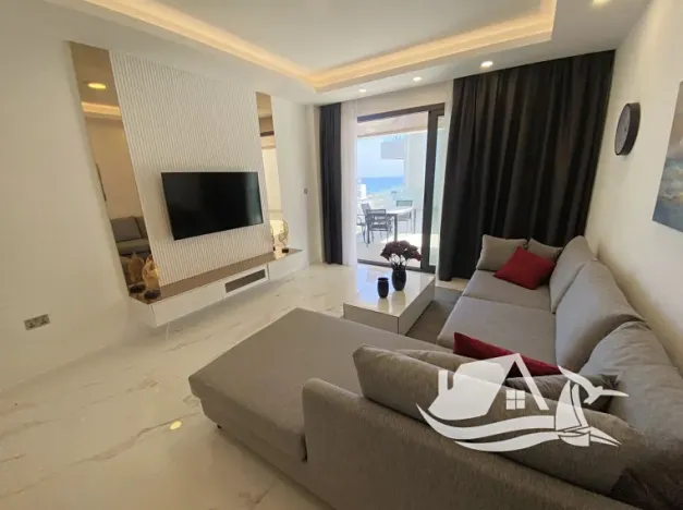 Prodej bytu 4+1, Trikomo, Kypr, 162 m2