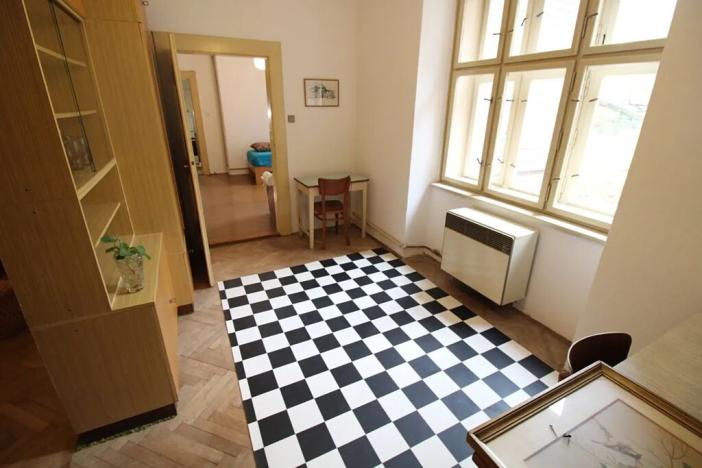 Pronájem bytu 2+1, Praha - Žižkov, Ambrožova, 64 m2