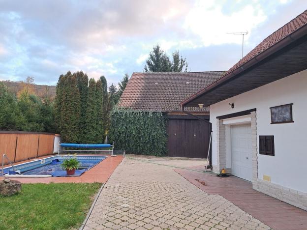 Prodej rodinného domu, Račice, 570 m2