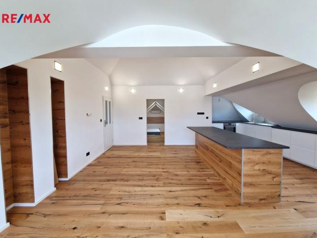 Pronájem bytu 3+kk, Praha - Braník, Branická, 110 m2