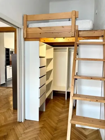 Pronájem bytu 2+1, Praha - Nové Město, Rumunská, 63 m2