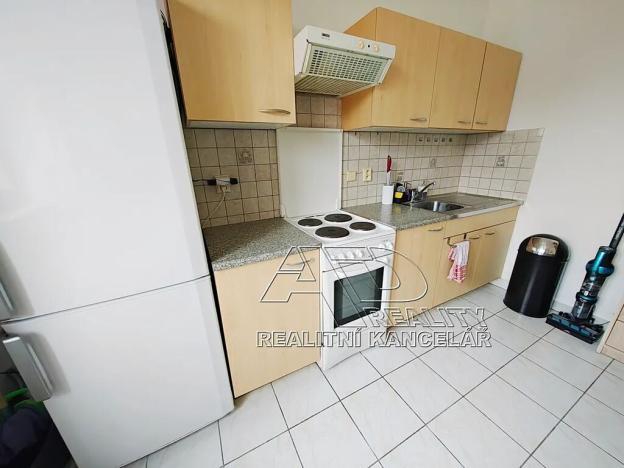 Pronájem bytu 1+1, České Budějovice, Husova tř., 40 m2