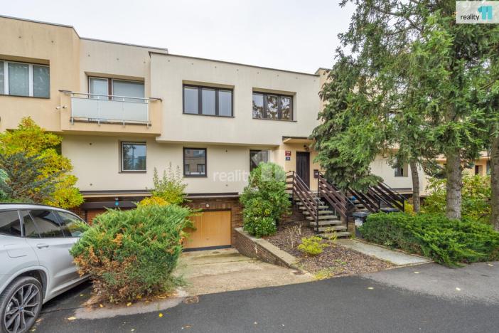 Prodej rodinného domu, Praha - Háje, Otická, 226 m2