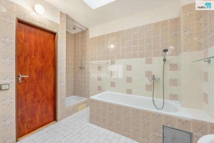 Prodej rodinného domu, Praha - Háje, Otická, 226 m2