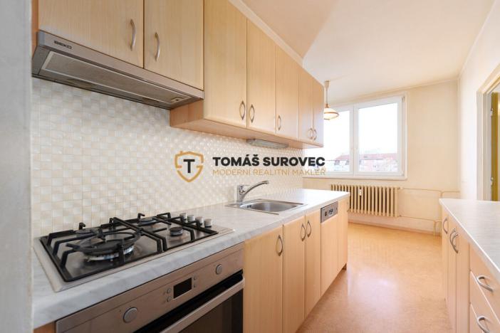 Prodej bytu 3+1, Otrokovice, Obchodní, 77 m2