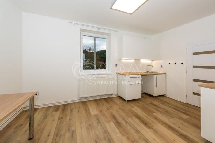 Pronájem bytu 2+kk, Trutnov - Horní Staré Město, Rýchorská, 50 m2