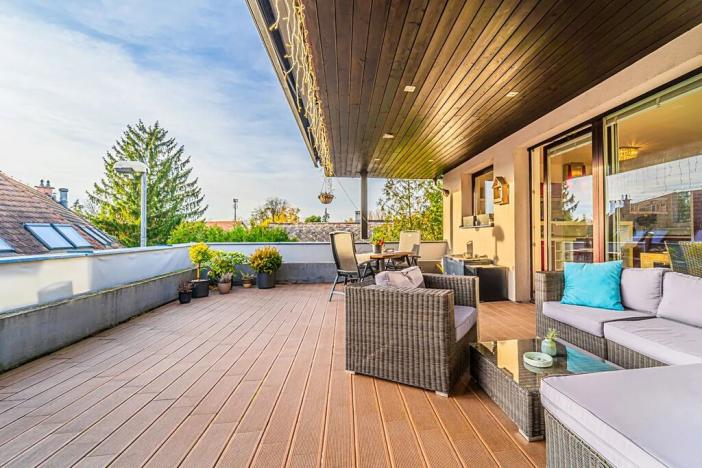 Prodej vícegeneračního domu, Praha - Dolní Počernice, Bakurinova, 395 m2