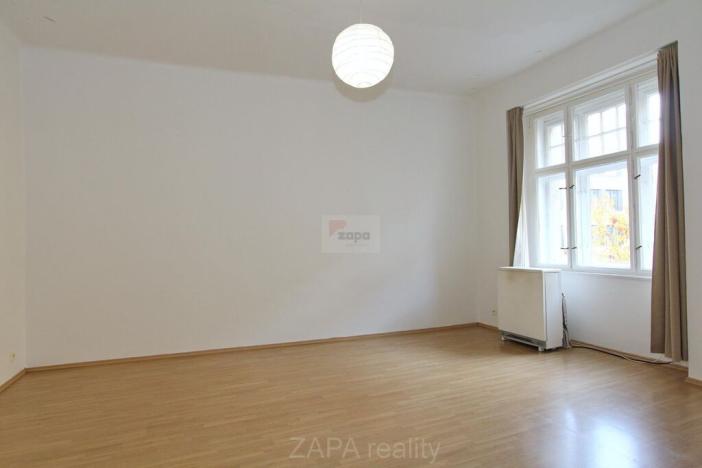 Pronájem bytu 2+kk, Praha - Smíchov, Grafická, 42 m2