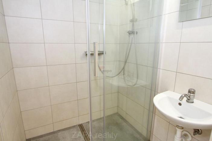 Pronájem bytu 2+kk, Praha - Smíchov, Grafická, 42 m2