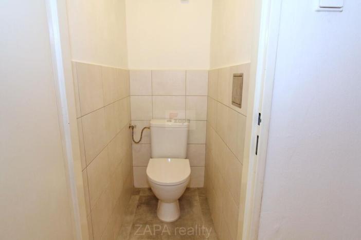 Pronájem bytu 2+kk, Praha - Smíchov, Grafická, 42 m2