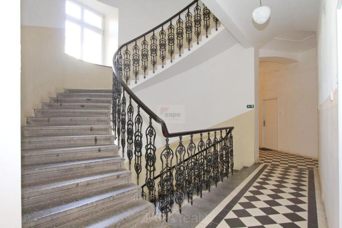 Pronájem bytu 2+kk, Praha - Smíchov, Grafická, 42 m2