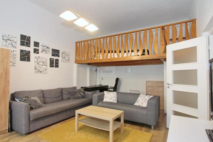 Pronájem bytu 2+kk, Praha - Smíchov, Grafická, 42 m2