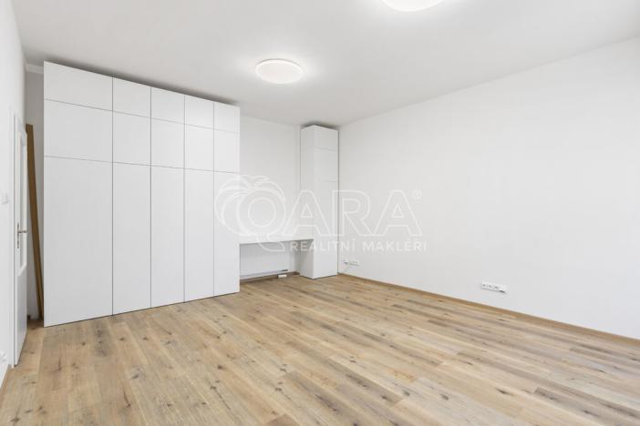 Pronájem bytu 3+kk, Praha - Vinohrady, Římská, 74 m2