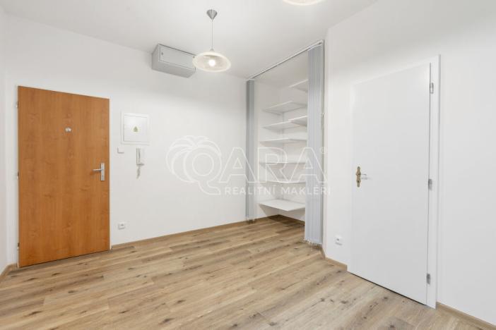 Pronájem bytu 3+kk, Praha - Vinohrady, Římská, 74 m2