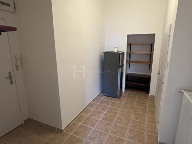 Pronájem bytu 1+kk, Praha - Vokovice, Africká, 30 m2